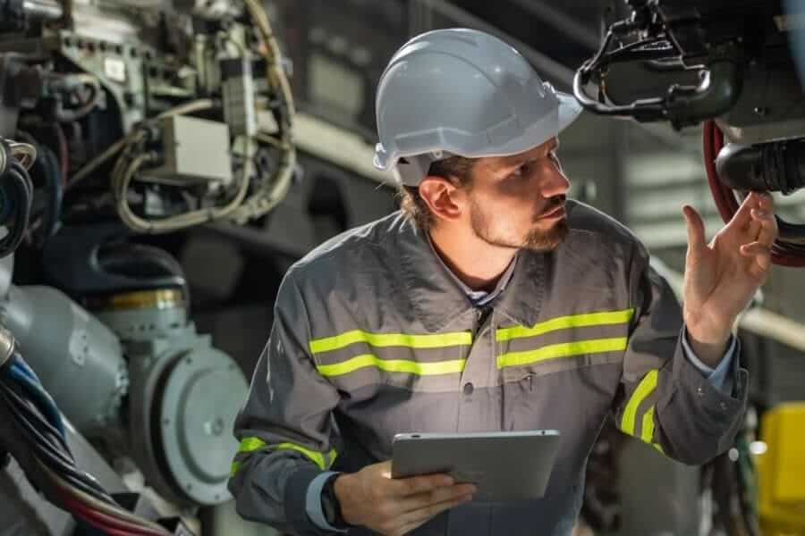 Filtro de óleo hidráulico, lubrificante e combustível: quando fazer a troca?